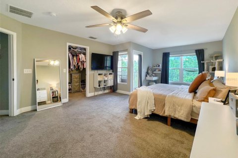 Townhouse in Four Corners, Florida 3 bedrooms, 156.63 sq.m. № 1852976 - photo 12