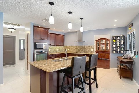 House in Valrico, Florida 3 bedrooms, 190.54 sq.m. № 1819298 - photo 22