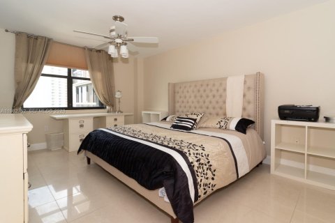 Купить кондоминиум в Майами, Флорида 2 спальни, 102.19м2, № 2049256 - фото 27