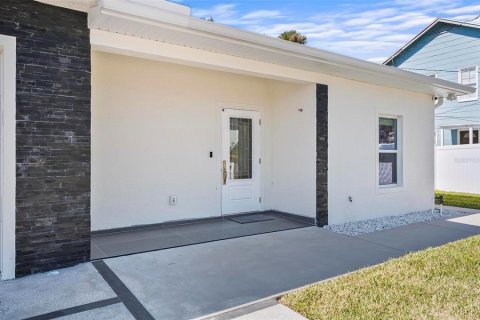 Commercial property in Daytona Beach, Florida 5 bedrooms, 338.16 sq.m. № 1787444 - photo 3