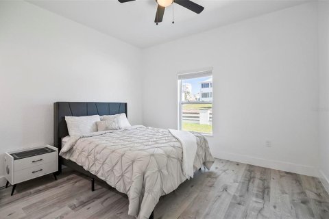 Commercial property in Daytona Beach, Florida 5 bedrooms, 338.16 sq.m. № 1787444 - photo 25