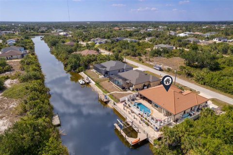 Villa ou maison à vendre à Port Charlotte, Floride: 4 chambres, 229.93 m2 № 1657021 - photo 24