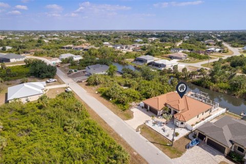 Villa ou maison à vendre à Port Charlotte, Floride: 4 chambres, 229.93 m2 № 1657021 - photo 27