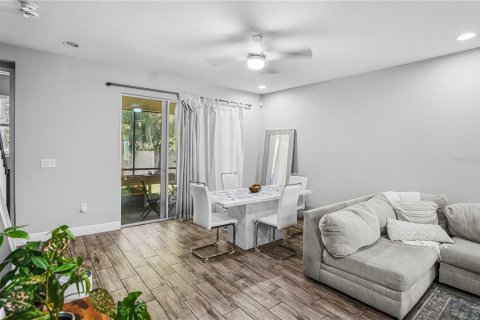 Adosado en venta en Oldsmar, Florida, 3 dormitorios, 175.4 m2 № 2223447 - foto 9