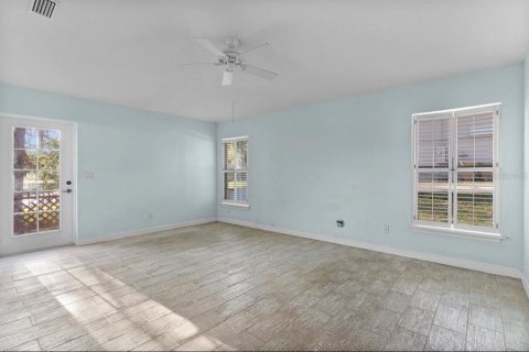 House in Clermont, Florida 3 bedrooms, 221.39 sq.m. № 2098409 - photo 26