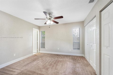 House in Boca Raton, Florida 3 bedrooms, 102.75 sq.m. № 1865224 - photo 16