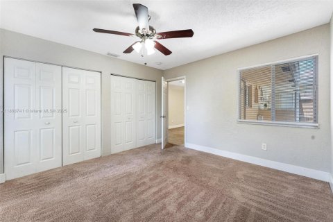 House in Boca Raton, Florida 3 bedrooms, 102.75 sq.m. № 1865224 - photo 19
