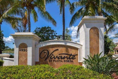 Condominio en alquiler en Punta Gorda, Florida, 2 dormitorios, 157.75 m2 № 1898904 - foto 1