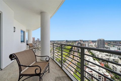 Condominio en venta en Tampa, Florida, 3 dormitorios, 179.77 m2 № 2318652 - foto 28