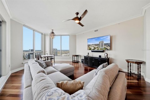 Condominio en venta en Tampa, Florida, 3 dormitorios, 179.77 m2 № 2318652 - foto 4