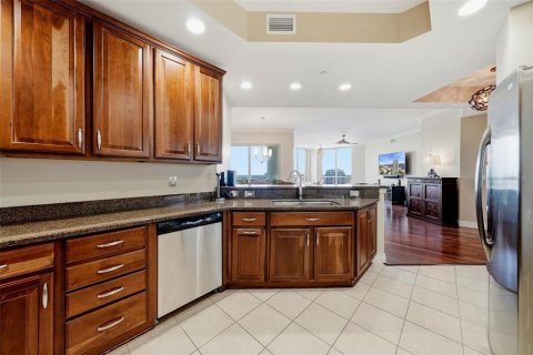 Condominio en venta en Tampa, Florida, 3 dormitorios, 179.77 m2 № 2318652 - foto 11