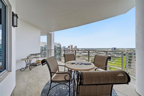 Condominio en venta en Tampa, Florida, 3 dormitorios, 179.77 m2 № 2318652 - foto 29