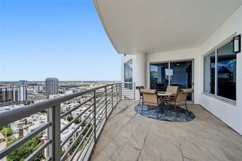 Condominio en venta en Tampa, Florida, 3 dormitorios, 179.77 m2 № 2318652 - foto 30