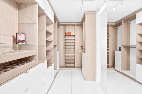 Copropriété à louer à Miami, Floride: 2 chambres, 102.1 m2 № 1972617 - photo 14