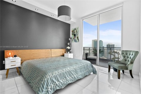 Copropriété à louer à Miami, Floride: 2 chambres, 102.1 m2 № 1972617 - photo 11