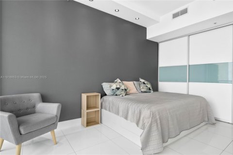 Copropriété à louer à Miami, Floride: 2 chambres, 102.1 m2 № 1972617 - photo 18