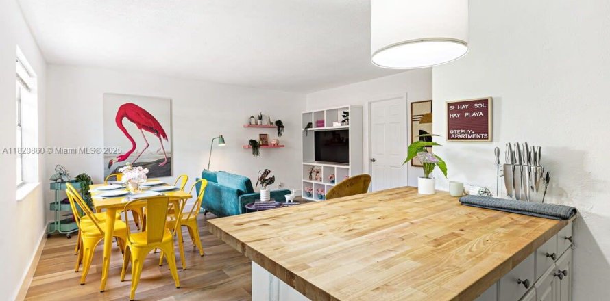 Casa en Fort Lauderdale, Florida 2 dormitorios № 1779093