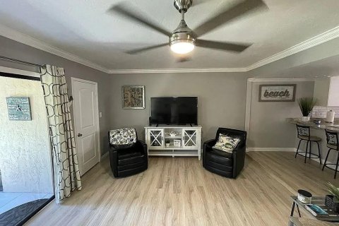 Condo in Sarasota, Florida, 2 bedrooms  № 1849868 - photo 12