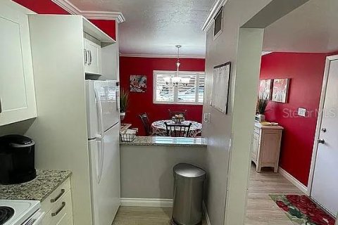 Condo in Sarasota, Florida, 2 bedrooms  № 1849868 - photo 19
