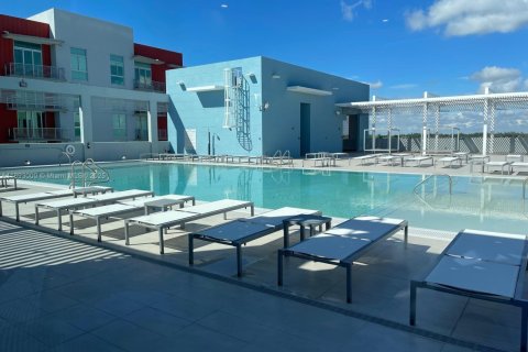 Снять в аренду кондоминиум в Дорал, Флорида 2 спальни, 99.96м2, № 1945220 - фото 14