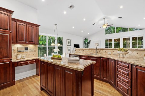 Villa ou maison à vendre à Weston, Floride: 5 chambres, 376.25 m2 № 2377060 - photo 19