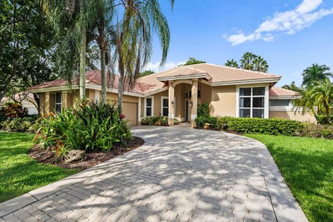 Villa ou maison à vendre à Weston, Floride: 5 chambres, 376.25 m2 № 2377060 - photo 2