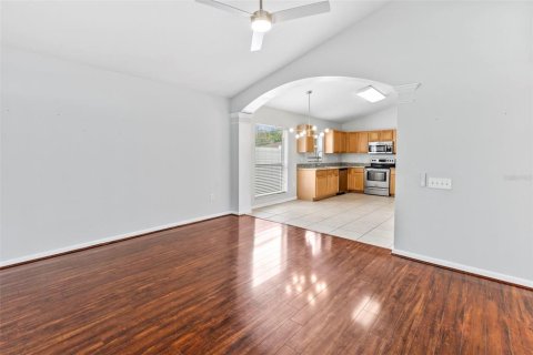 House in Wesley Chapel, Florida 4 bedrooms, 181.72 sq.m. № 2207116 - photo 5