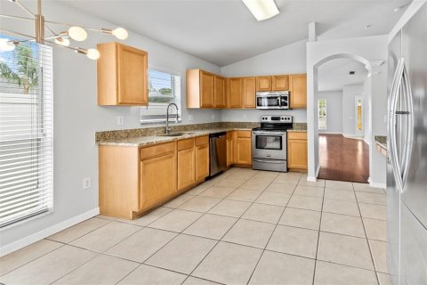 House in Wesley Chapel, Florida 4 bedrooms, 181.72 sq.m. № 2207116 - photo 13