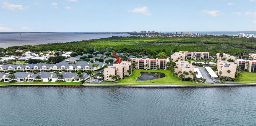 Condo à Jensen Beach, Floride, 2 chambres  № 2147009