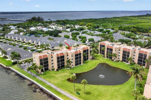 Copropriété à louer à Jensen Beach, Floride: 2 chambres, 102.38 m2 № 2147009 - photo 2