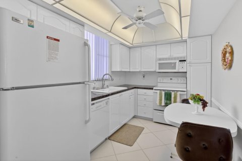 Copropriété à louer à Jensen Beach, Floride: 2 chambres, 102.38 m2 № 2147009 - photo 16