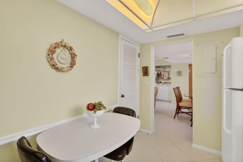 Copropriété à louer à Jensen Beach, Floride: 2 chambres, 102.38 m2 № 2147009 - photo 19