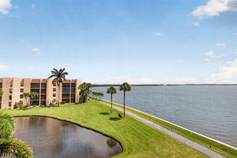 Copropriété à louer à Jensen Beach, Floride: 2 chambres, 102.38 m2 № 2147009 - photo 5
