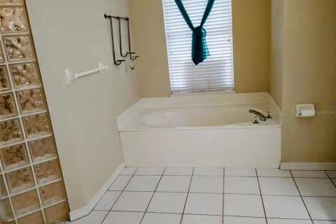 Casa en alquiler en Bradenton, Florida, 3 dormitorios, 172.61 m2 № 2233576 - foto 9
