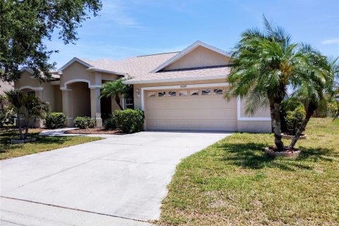 Casa en alquiler en Bradenton, Florida, 3 dormitorios, 172.61 m2 № 2233576 - foto 2