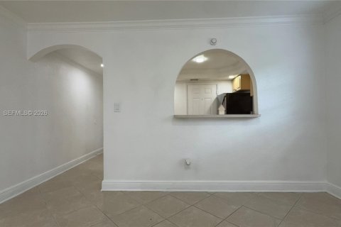 Купить кондоминиум в Майами, Флорида 3 спальни, 130.53м2, № 2084456 - фото 11