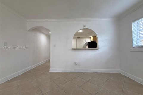 Купить кондоминиум в Майами, Флорида 3 спальни, 130.53м2, № 2084456 - фото 12