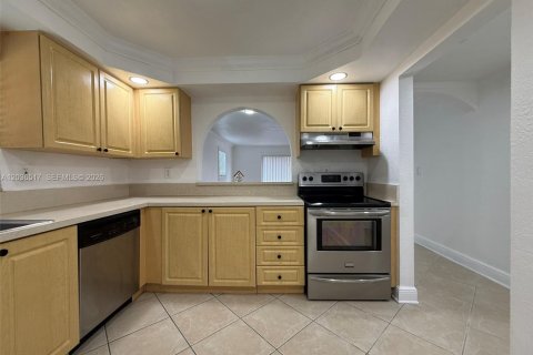 Купить кондоминиум в Майами, Флорида 3 спальни, 130.53м2, № 2084456 - фото 6