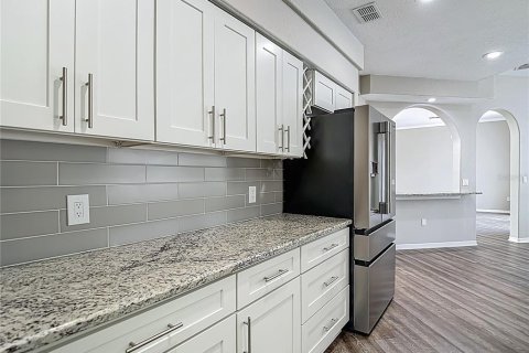 Casa en venta en Weeki Wachee, Florida, 4 dormitorios, 323.86 m2 № 1826230 - foto 15