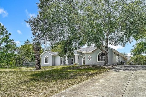 Casa en venta en Weeki Wachee, Florida, 4 dormitorios, 323.86 m2 № 1826230 - foto 7