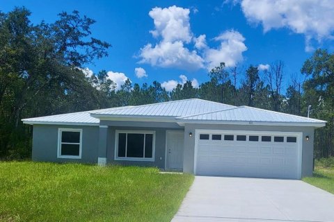 House in Summerfield, Florida 3 bedrooms, 122.82 sq.m. № 2102568