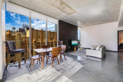 Купить кондоминиум в Майами, Флорида 2 спальни, 90.77м2, № 1961869 - фото 1