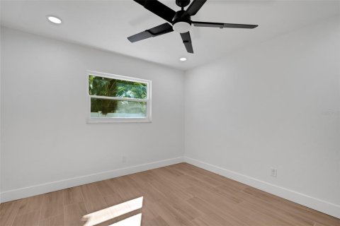 Appartement à louer à Belleair Bluffs, Floride: 2 chambres, 105.72 m2 № 2410336 - photo 22