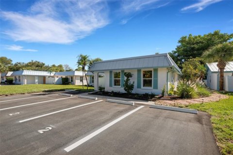 Appartement à louer à Belleair Bluffs, Floride: 2 chambres, 105.72 m2 № 2410336 - photo 10