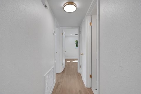 Appartement à louer à Belleair Bluffs, Floride: 2 chambres, 105.72 m2 № 2410336 - photo 21