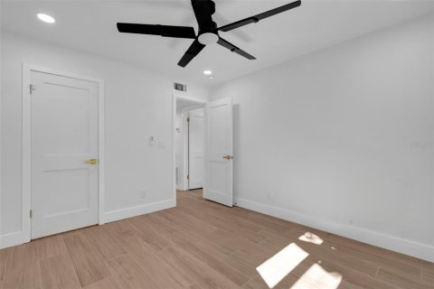 Appartement à louer à Belleair Bluffs, Floride: 2 chambres, 105.72 m2 № 2410336 - photo 23