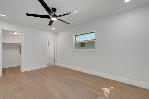 Appartement à louer à Belleair Bluffs, Floride: 2 chambres, 105.72 m2 № 2410336 - photo 25