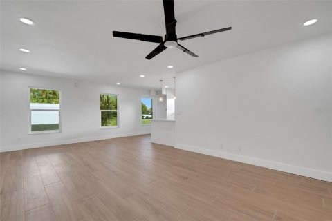Appartement à louer à Belleair Bluffs, Floride: 2 chambres, 105.72 m2 № 2410336 - photo 20