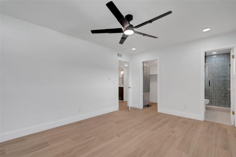 Appartement à louer à Belleair Bluffs, Floride: 2 chambres, 105.72 m2 № 2410336 - photo 26