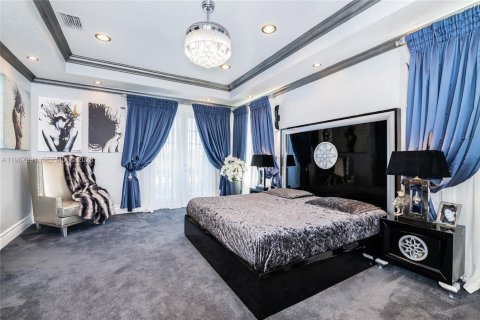 Купить виллу или дом в Киссимми, Флорида 5 спален, № 2081365 - фото 21